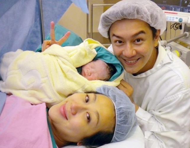 陈浩明的妻子，陈浩民现任老婆(陈浩民有几个妻子)