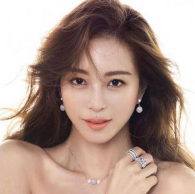 吴涟序韩艺瑟长得像对比图(韩艺瑟侧脸) 吴涟序韩艺瑟长得像对比图(韩艺瑟侧脸)