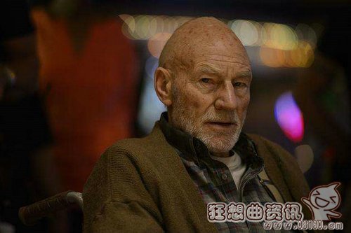 X教授有没有孩子?X教授坐轮椅的原因是什(x教授有孩子吗)