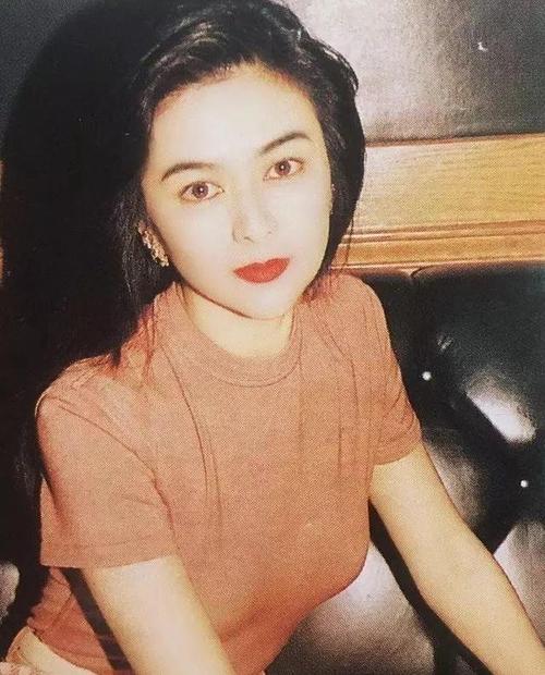 关之琳老公,杜星霖第一任丈夫(妻子杜星霖) 关之琳老公,杜星霖第一任丈夫(妻子杜星霖)