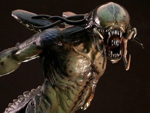 铁血战士是什么生物？铁血战士和异形有什么(异形和铁血战士是什么关系)