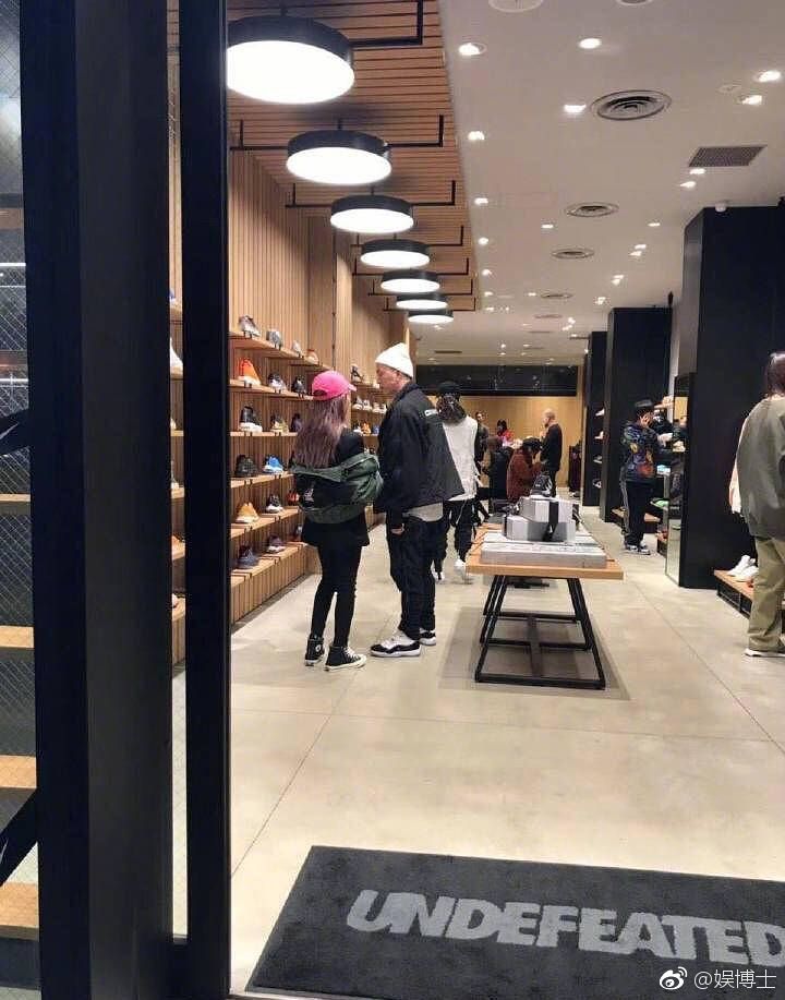 jony j为什么叫诗人?jony j肖 jony j为什么叫诗人?jony j肖