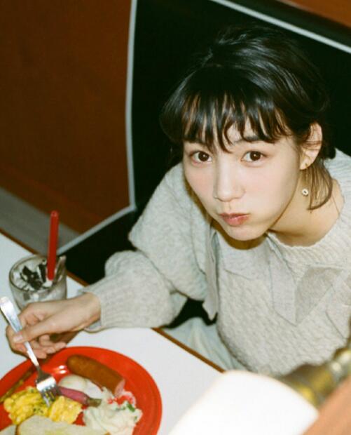 能年玲奈割双眼皮前后对比图 能年玲奈割双眼皮前后对比图