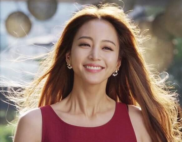 韩艺瑟整容前后对比图变化惊人