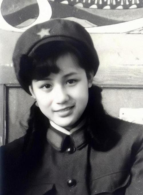 演员李建群近照,康熙王朝演员现状(《康熙王朝》容妃扮演者李建群) 演员李建群近照,康熙王朝演员现状(《康熙王朝》容妃扮演者李建群)