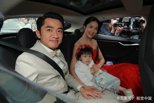 王祖蓝爸爸，王祖蓝老婆(王祖蓝与他老婆)