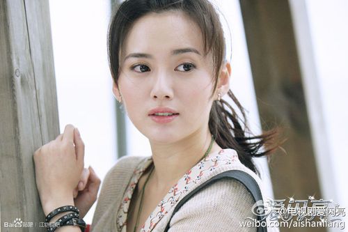 江铠同照片，翟天临江铠同(翟天临的女朋友是江铠同吗)