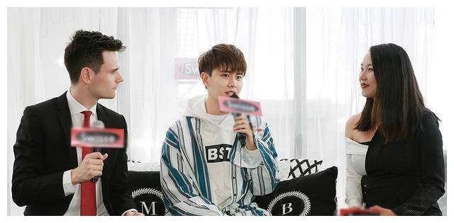 任嘉伦老婆一家三口,任嘉伦《国超(任国超任嘉伦是一个人吗) 任嘉伦老婆一家三口,任嘉伦《国超(任国超任嘉伦是一个人吗)