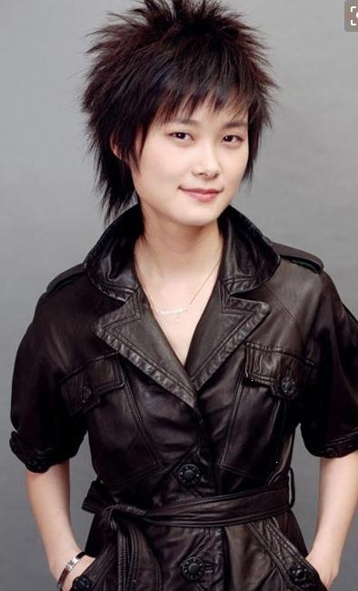 李宇春老公,为什么娱乐圈都不敢碰(八卦娱乐圈猛料李宇春)