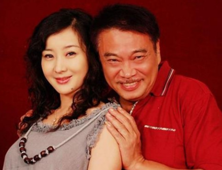 吴孟达老婆，侯珊燕(吴孟达老婆侯珊燕多大)