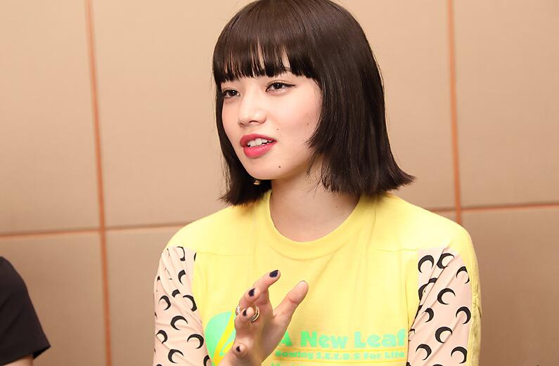 小松菜奈的颧骨高不高(小松菜奈脸大) 小松菜奈的颧骨高不高(小松菜奈脸大)