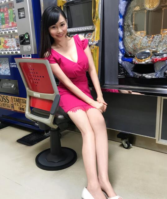 杉原杏璃的胸是多大罩杯的