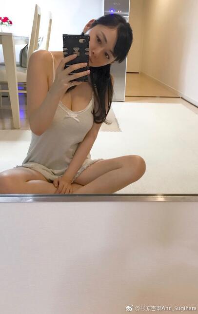 杉原杏璃的胸是多大罩杯的