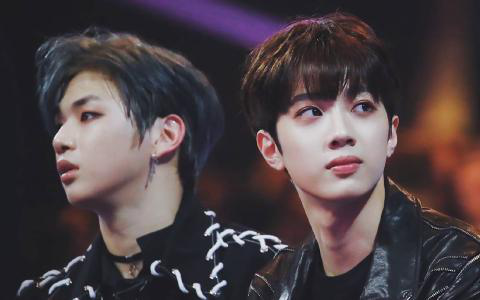 姜丹尼尔抽烟事件怎么回事?姜丹尼尔家里很 姜丹尼尔抽烟事件怎么回事?姜丹尼尔家里很