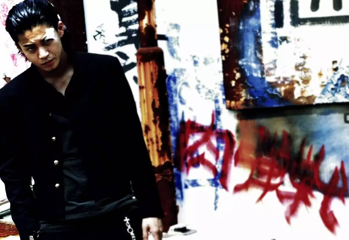 小栗旬为什么叫虾饺?小栗旬走路特别叼的动 小栗旬为什么叫虾饺?小栗旬走路特别叼的动