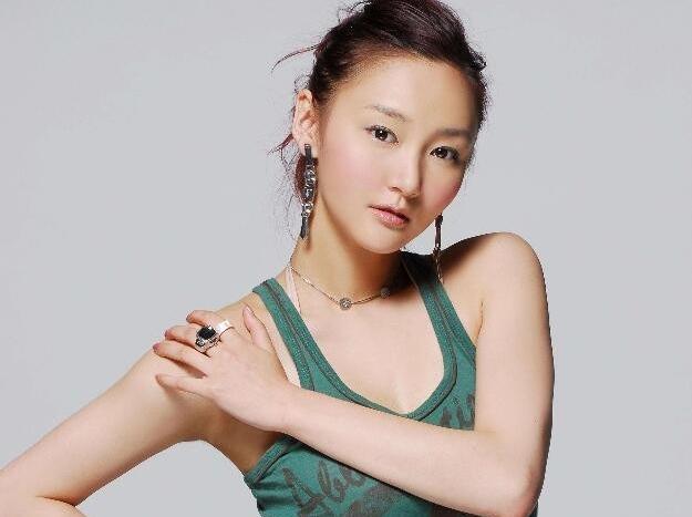 演员牛萌萌吸毒被控制 演员牛萌萌吸毒被控制