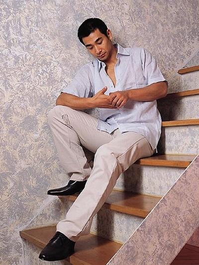 赵文卓资料，赵文卓的个人资料简介(赵文卓的介绍)