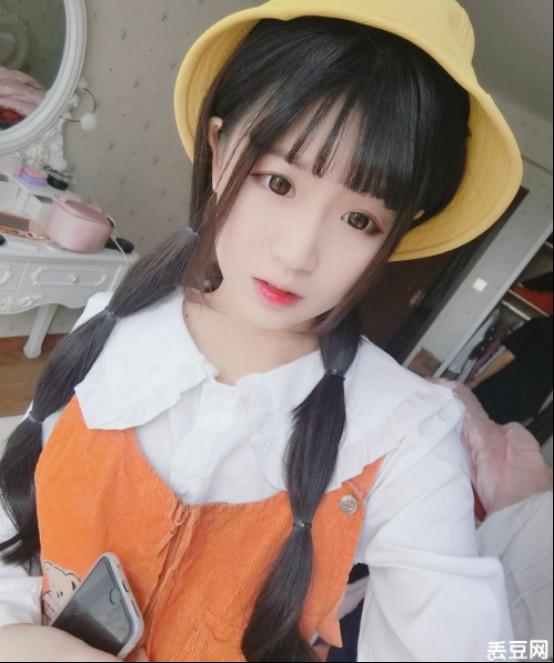 杨清柠付守东游乐园照片(杨清柠付守东怎么回事)