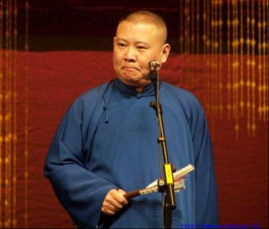 侯耀华开除那个徒弟是谁?侯耀华收何云伟为 侯耀华开除那个徒弟是谁?侯耀华收何云伟为