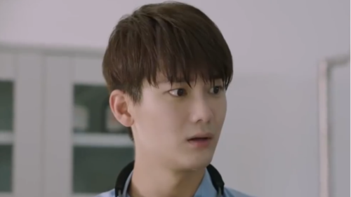 我和两个他的演员,他其实没有那么(我和他两个人演员名单)