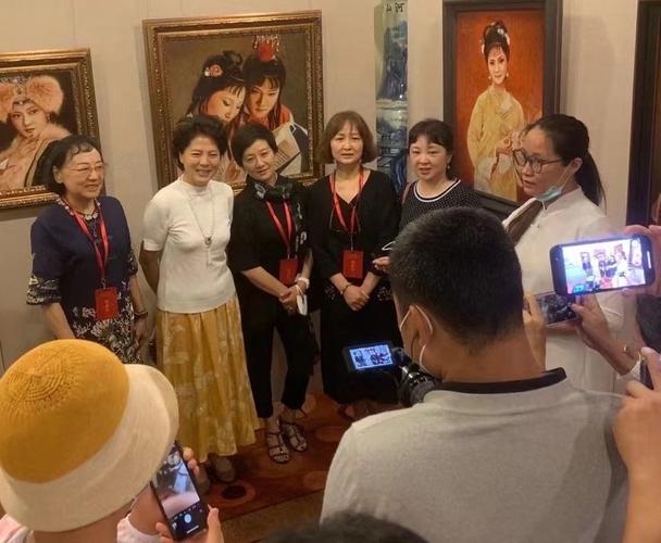 87红楼梦演员重聚，87版红楼梦(87版红楼梦演员相聚)