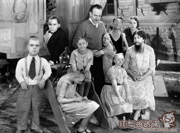 惊悚片和恐怖片有什么区别(电影恐怖和惊悚有什么区别)