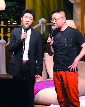 张绍刚泥人头像摔扁了是什么梗