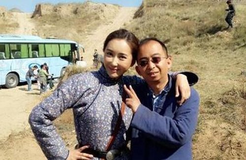 《灵魂摆渡黄泉》导演巨兴茂的老婆这谁?这 《灵魂摆渡黄泉》导演巨兴茂的老婆这谁?这