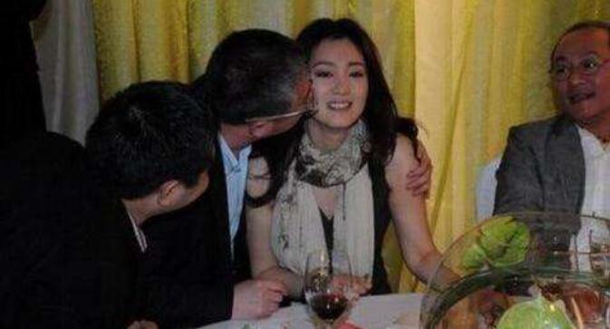 经纪公司会让艺人陪酒吗(演出经纪可以签艺人吗)