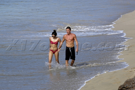 章子怡沙滩高清图片 章子怡沙滩高清图片