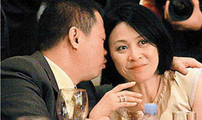 经纪公司会让艺人陪酒吗(演出经纪可以签艺人吗)