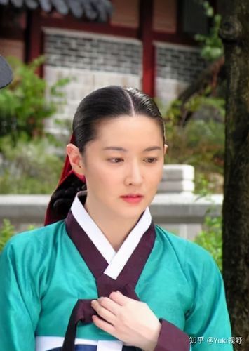 李英爱主演的电视剧，李英爱年轻时(李英是什么电视剧)