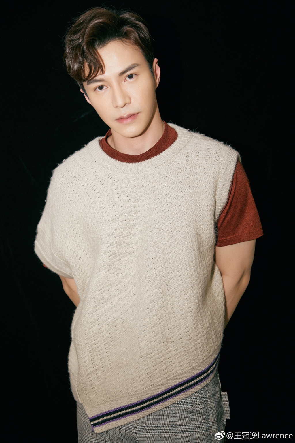 王冠逸比许凯好看对比图 王冠逸比许凯好看对比图