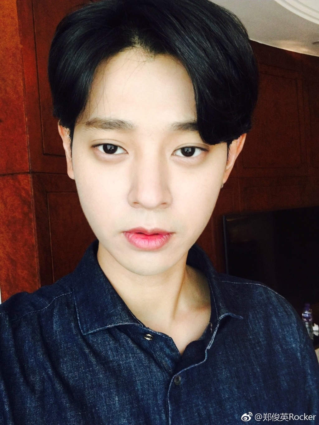 郑俊英为什么叫抽抽、卡萨布兰卡