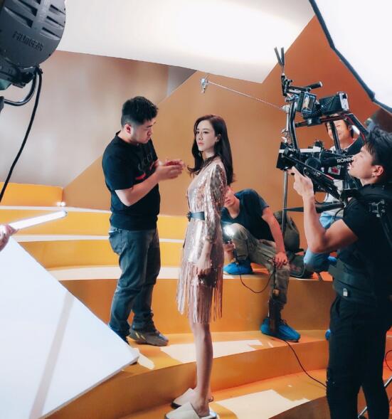 淘宝第一主播薇娅的老公是海峰吗