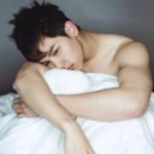 以纶家庭很有钱吗?王以纶的女朋友是谁站<(王以纶家庭背景) 以纶家庭很有钱吗?王以纶的女朋友是谁站<(王以纶家庭背景)