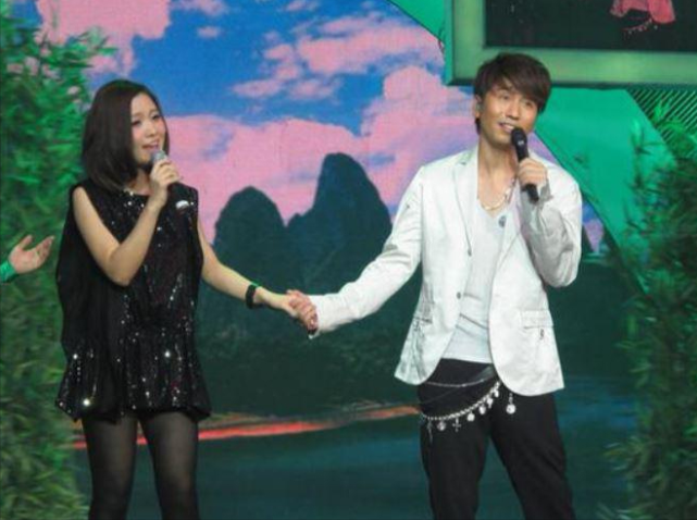 沙宝亮妻子，沙宝亮的妻子是谁(沙宝亮老婆个人资料)