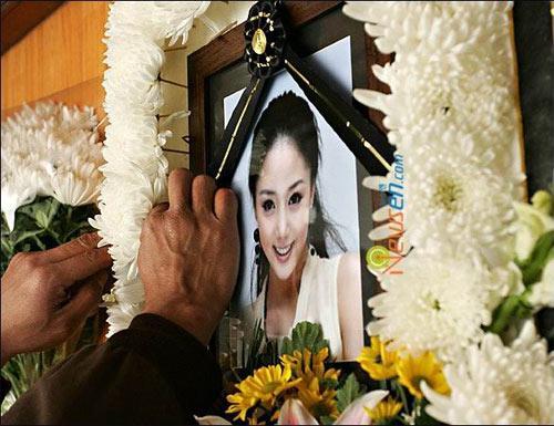 中国自杀的明星 元宇宙