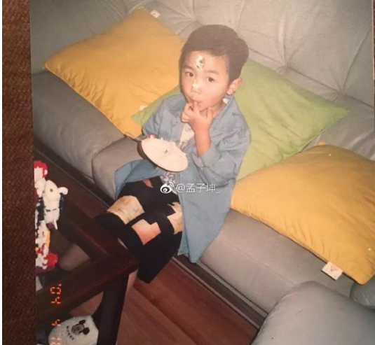 孟子坤女朋友潘诗佳照片(孟子坤前女友潘诗佳)