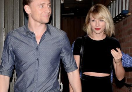 抖森为什么叫抖三岁？抖森第一直男称呼的由(抖森叫什么名字)