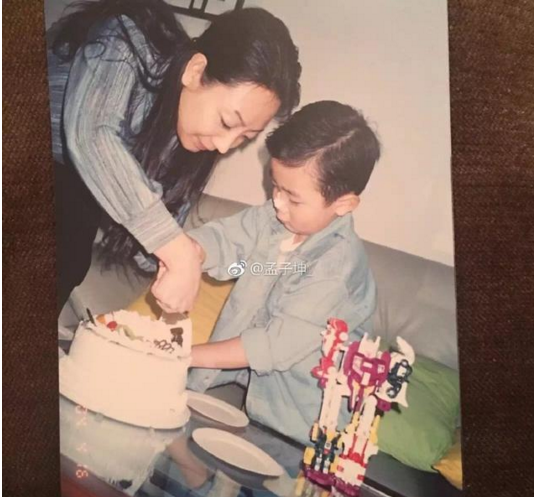 孟子坤女朋友潘诗佳照片(孟子坤前女友潘诗佳)