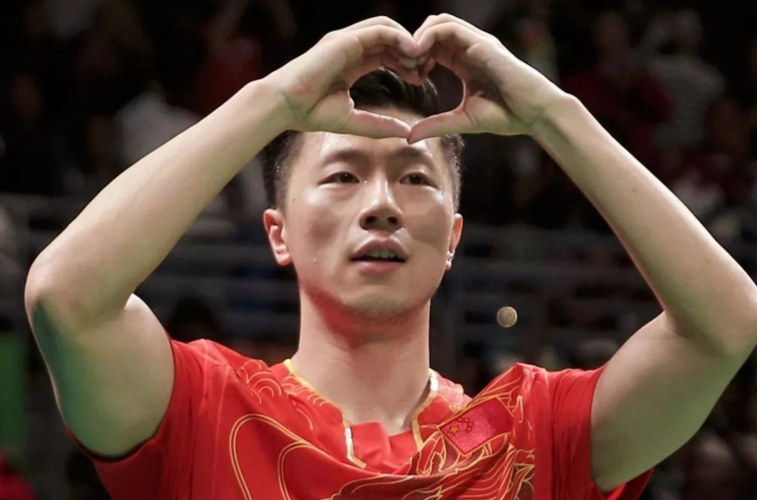 马龙个人资料，梁靖崑(金靖 马龙)