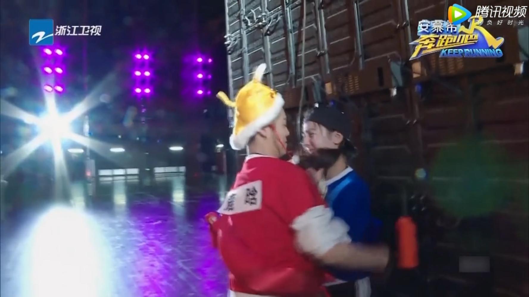 鹿晗吉尼斯纪录微博是哪条？鹿晗微博屏蔽热(鹿晗微博单条评论吉尼斯)