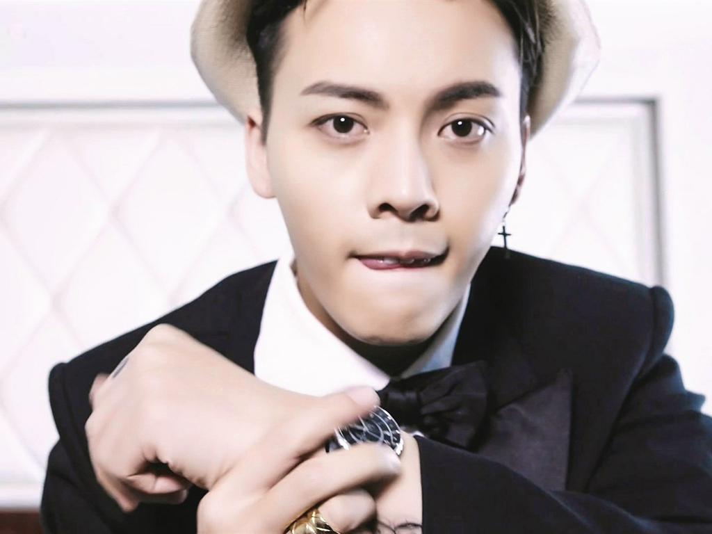 陈伟霆图片最帅的图片(陈伟霆图片最帅的图片高清)