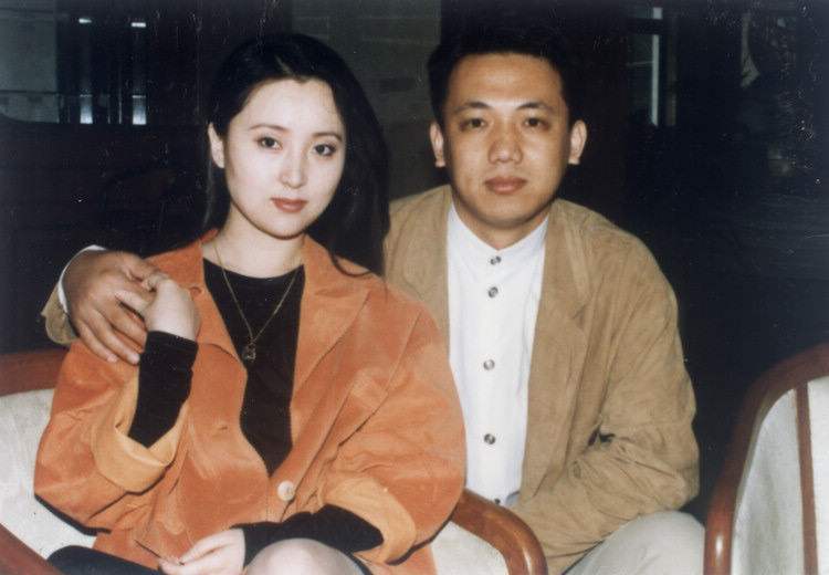 陈晓旭资料，87版红楼梦全部演员(红楼梦电视剧87版陈晓旭)