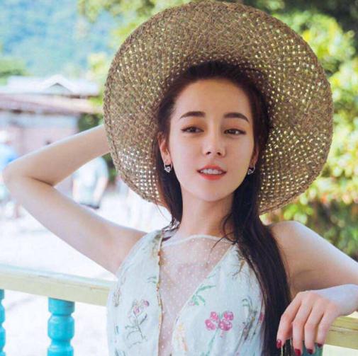 迪丽热巴有狐臭吗?有狐臭的女生都很漂亮真(为什么狐臭女孩很漂亮) 迪丽热巴有狐臭吗?有狐臭的女生都很漂亮真(为什么狐臭女孩很漂亮)