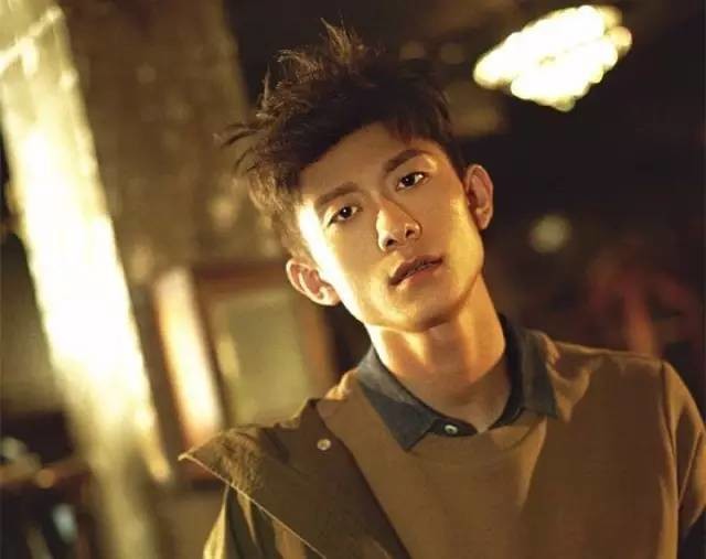 张一山是不是同性恋？张一山为什么不是当红(张一山对象是)