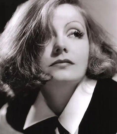 葛泰丽嘉宝睫毛为什么特别长