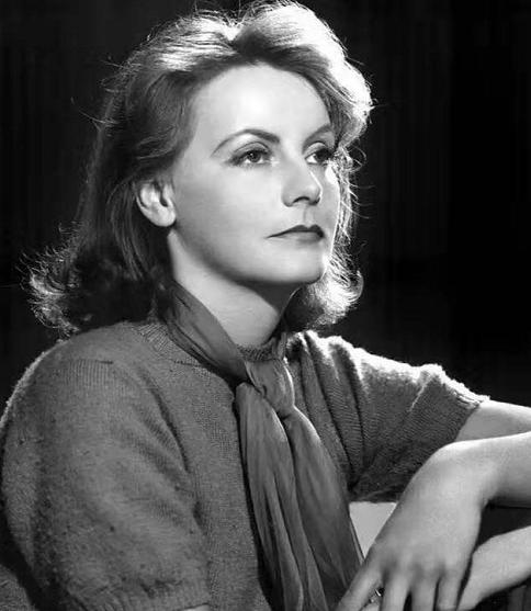 葛泰丽嘉宝睫毛为什么特别长