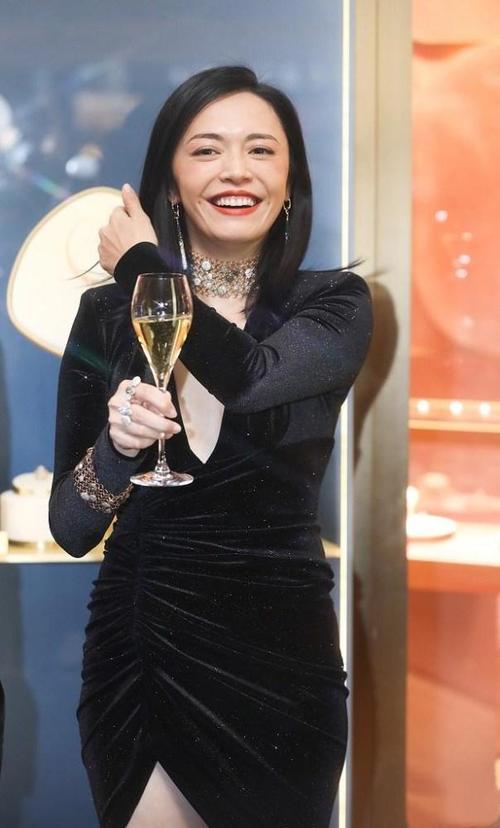 女明星性感图片,湖南女明星(湖北女明星图片)